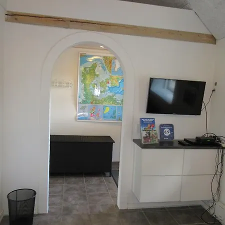 شقة Hedelodden